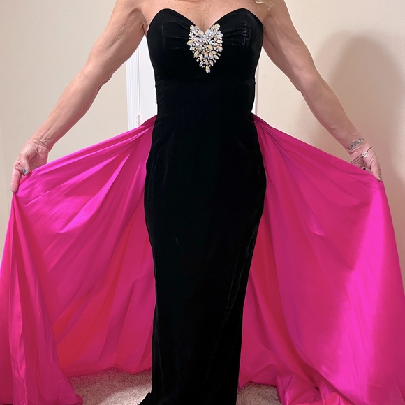 Sherri Hill Dresses & Skirts - Sherri Hill Evening Gown